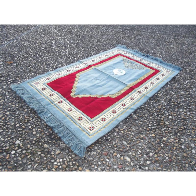 Tapis de prières avec boussole intégrée +mode d'emploi - COULEUR BLEU - cadre rouge Sana Tapis de prière > Boussole 3700495403702 Librairie Musulmane Al-imen